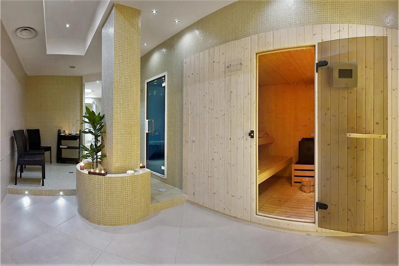Ahr Baja Hotel & Spa Cannigione